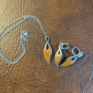 Na Hoku Wood Inlay Earrings and Matching Necklace